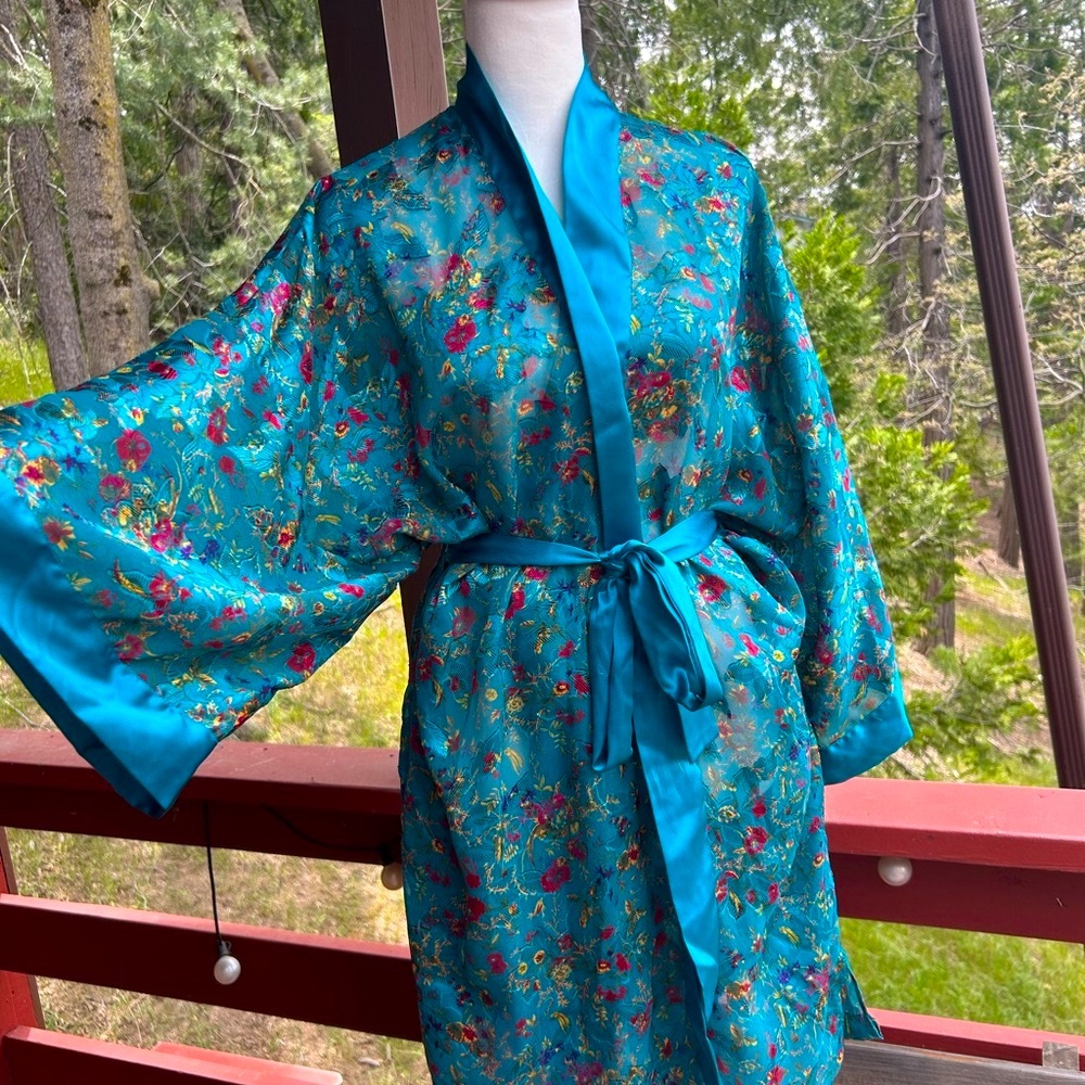 Vintage Victoria's Secret Blue Kimono Robe Intimates - Picture 2 of 9